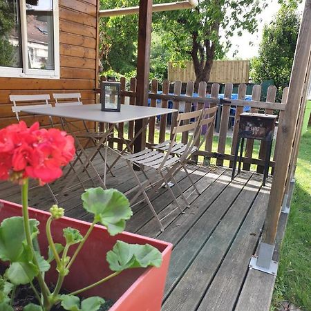 Petit Sejour En Chalet Креси-ла-Шапель Экстерьер фото